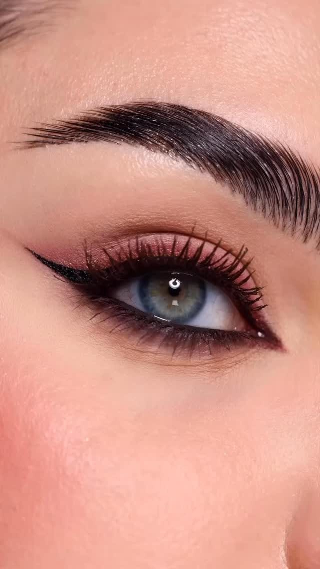 Instagram post from laboutiquedelabellezaoficial. This post is in position 3.